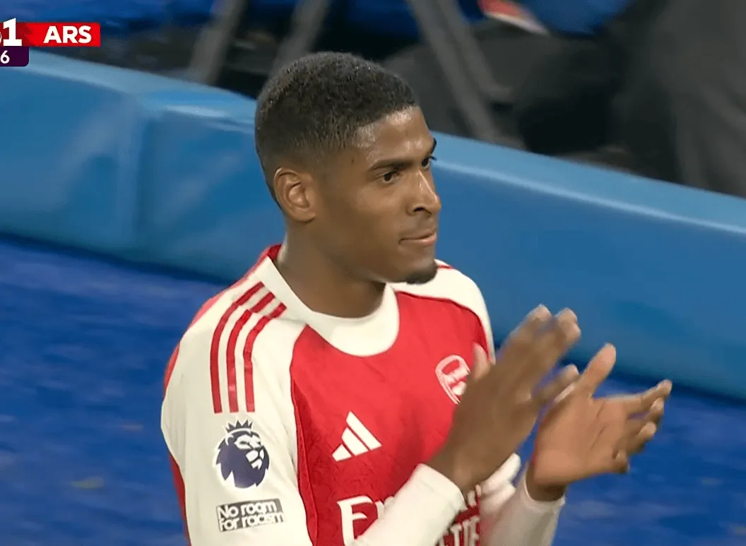 世界杯直播下载-莫斯克拉本场6解围1拦截，2次犯规1次被过，对抗5胜2