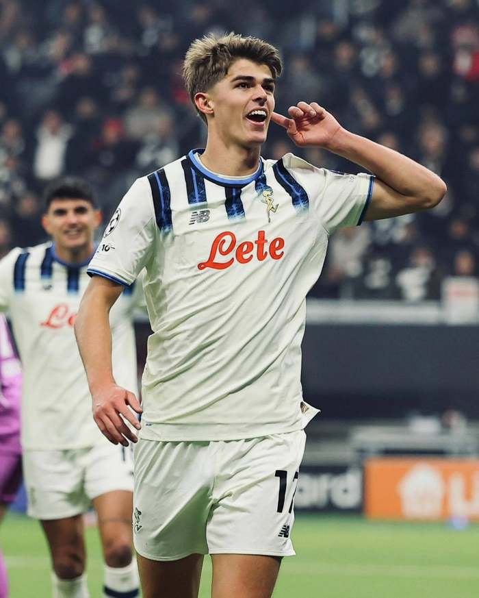 世界杯直播下载-德凯特拉雷加盟亚特兰大后进球助攻均达20次|亚特兰大队|意甲|意甲联赛|普利西奇|球员_新浪体育_新浪新闻